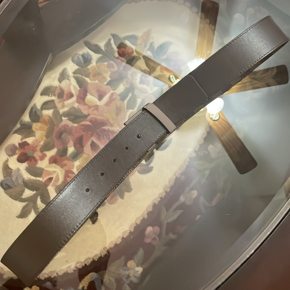 Louis Vuitton LV Initials Damier 40mm Belt - Picture 10 of 17